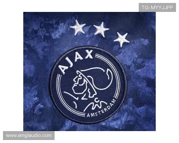 《德凯特拉雷转会新球队引发业界热议，创纪录转会费分析》