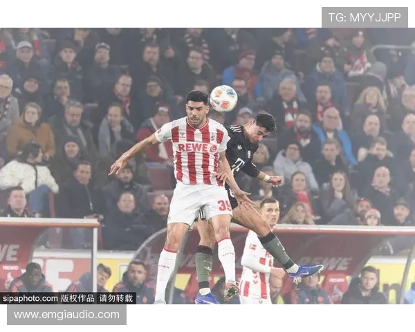 奥格斯堡主帅战术风格独特，球队表现稳健迎来连胜佳绩